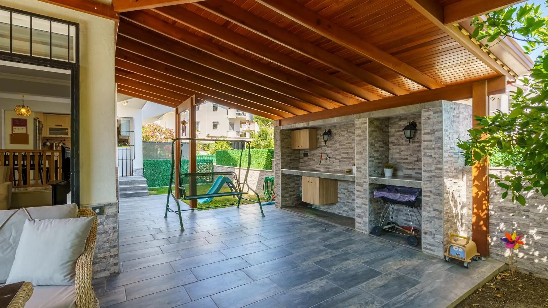 Semi Detached Villa In Complex With Shared Semi Olympic Swimming Pool In Kusadası 0*,  Törökország